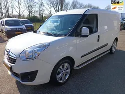 Wit Gebruikt 2018 Opel Combo Sport MPV | € 5.950 (Iets duurder)