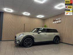 Grijs Gebruikt 2019 Mini One Clubman Business Stationwagen | € 17.270 (Duur)