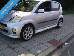 Grijs Gebruikt 2005 Daihatsu Sirion Hatchback | € 2.250 (Duur)