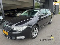 Zwart Gebruikt 2012 Skoda Superb Business Line Hatchback | € 5.950 (Eerlijke prijs)