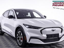 Wit Gebruikt 2021 Ford Mustang Mach-E SUV | € 34.900 (Eerlijke prijs)