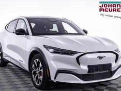 Wit Gebruikt 2021 Ford Mustang Mach-E SUV | € 36.900 (Iets duurder)