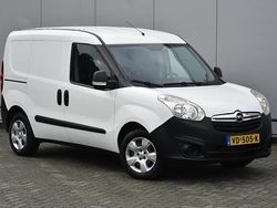 Wit Gebruikt 2013 Opel Combo MPV | € 3.949 (Eerlijke prijs)