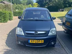 Blauw Gebruikt 2010 Opel Meriva Cosmo MPV | € 3.000 (Eerlijke prijs)