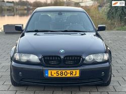 Blauw Gebruikt 2005 BMW 318 Sedan | € 2.999 (Eerlijke prijs)
