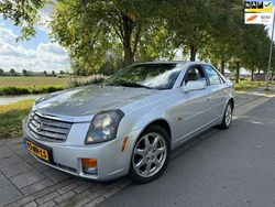 Grijs (metallic) Gebruikt 2003 Cadillac CTS Sedan | € 3.299