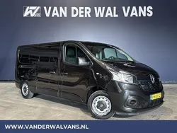 Zwart Gebruikt 2018 Renault Trafic Van | € 14.450 (Iets duurder)