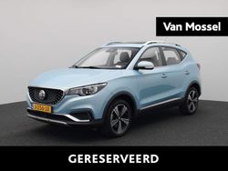 Blauw Gebruikt 2020 MG ZS Luxury Sedan | € 13.444 (Eerlijke prijs)
