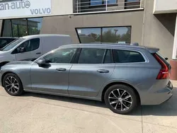 Grijs Gebruikt 2019 Volvo V60 Momentum Stationwagen | € 26.620 (Goede deal)