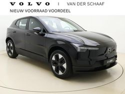 Zwart, metallic lak Gebruikt 2024 Volvo EX30 Core SUV | € 36.200 (Super prijs)