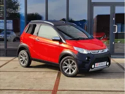 Rood Gebruikt 2018 Aixam Crossline Hatchback | € 9.750