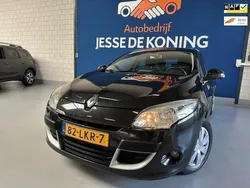 Zwart, metallic lak Gebruikt 2010 Renault Mégane III Expression Hatchback | € 3.450 (Eerlijke prijs)