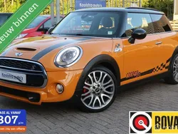 Oranje Gebruikt 2015 Mini Cooper S Business Hatchback | € 18.950 (Iets duurder)