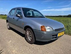 Grijs Gebruikt 1998 Toyota Starlet Hatchback | € 1.450 (Goede deal)