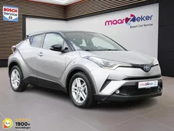 Grijs, metallic lak Gebruikt 2017 Toyota C-HR SUV | € 19.950 (Eerlijke prijs)
