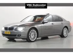 Grijs, metallic lak Gebruikt 2005 BMW 750 Executive Sedan | € 10.900