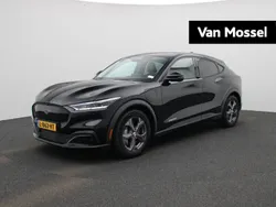 Zwart Gebruikt 2021 Ford Mustang Mach-E SUV | € 25.945 (Eerlijke prijs)