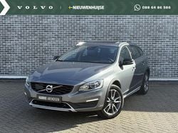 Grijs Gebruikt 2018 Volvo V60 CC Stationwagen | € 25.694 (Goede deal)