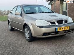 Beige Gebruikt 2004 Chevrolet Nubira Sedan | € 975 (Eerlijke prijs)