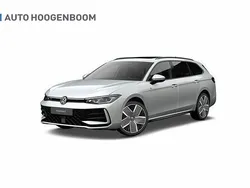 Wit Nieuw 2024 VW Passat R-line Edition Stationwagen | € 49.950 (Eerlijke prijs)