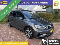 Grijs Gebruikt 2019 VW Touran Highline MPV | € 28.940 (Iets duurder)