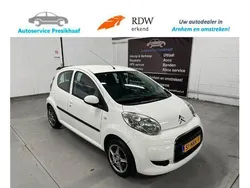 Wit, metallic lak Gebruikt 2010 Citroën C1 Hatchback | € 3.495 (Eerlijke prijs)