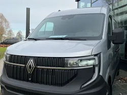 Grijs Nieuw 2024 Renault Master Van | € 39.357 (Iets duurder)