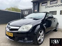 Zwart Gebruikt 2008 Opel Tigra Cabriolet | € 3.450 (Duur)