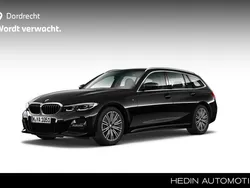 Zwart Gebruikt 2020 BMW 320 Executive Stationwagen | € 34.895 (Iets duurder)