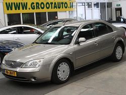 Grijs Gebruikt 2002 Ford Mondeo Sedan | € 944 (Goede deal)