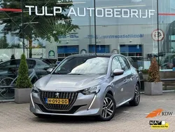 Grijs, metallic lak Gebruikt 2020 Peugeot 208 Allure Hatchback | € 17.949 (Eerlijke prijs)