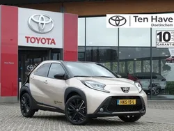Bruin Nieuw 2025 Toyota Aygo Pulse Hatchback | € 26.185 (Eerlijke prijs)
