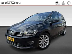 Zwart Gebruikt 2017 VW Golf Sportsvan Highline MPV | € 16.930 (Eerlijke prijs)