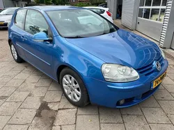 Blauw Gebruikt 2004 VW Golf IV Sportline Hatchback | € 999 (Goede deal)