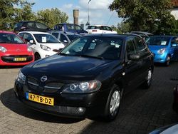 Zwart Gebruikt 2006 Nissan Almera Visia Hatchback | € 1.950 (Eerlijke prijs)