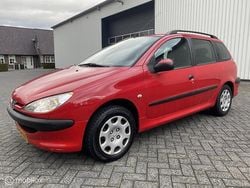 Rood Gebruikt 2006 Peugeot 206 Stationwagen | € 1.400 (Eerlijke prijs)
