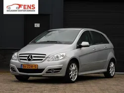 Grijs, metallic lak Gebruikt 2011 Mercedes B160 Business MPV | € 8.440 (Iets duurder)