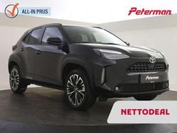 Zwart Gebruikt 2024 Toyota Yaris Cross Executive SUV | € 30.899 (Eerlijke prijs)