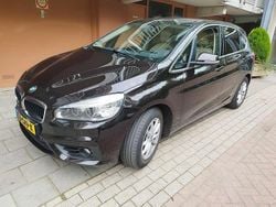 Bruin Gebruikt 2016 BMW 218 Executive MPV | € 16.750 (Goede deal)