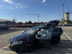 Zwart Gebruikt 2017 VW Golf VII R Stationwagen | € 25.499