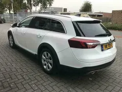 Wit Gebruikt 2015 Opel Insignia Country Tourer Business Stationwagen | € 3.250