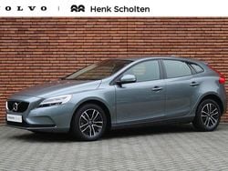 Grijs Gebruikt 2020 Volvo V40 Hatchback | € 24.950 (Iets duurder)