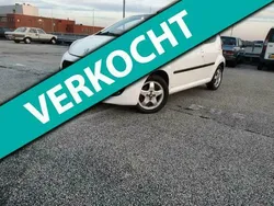 Wit Gebruikt 2014 Peugeot 107 Hatchback | € 4.999 (Eerlijke prijs)