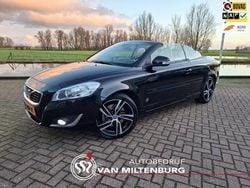 Zwart, metallic lak Gebruikt 2014 Volvo C70 Inscription Cabriolet | € 17.450 (Eerlijke prijs)