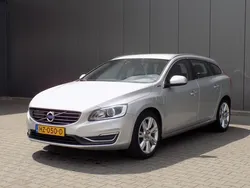 Grijs Gebruikt 2014 Volvo V60 Summum Stationwagen | € 8.950 (Goede deal)