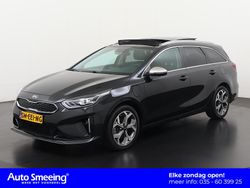 Zwart Gebruikt 2021 Kia Ceed Hatchback | € 23.740 (Eerlijke prijs)