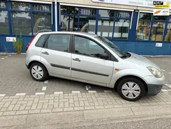 Grijs Gebruikt 2006 Ford Fiesta Hatchback | € 1.250 (Eerlijke prijs)