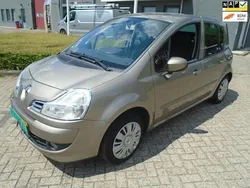 Bruin Gebruikt 2011 Renault Modus Dynamique MPV | € 3.250 (Eerlijke prijs)