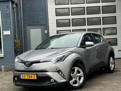 Grijs Gebruikt 2017 Toyota C-HR SUV | € 14.995 (Eerlijke prijs)