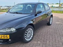 Zwart Gebruikt 2007 Alfa Romeo 147 Business Hatchback | € 1.750 (Eerlijke prijs)